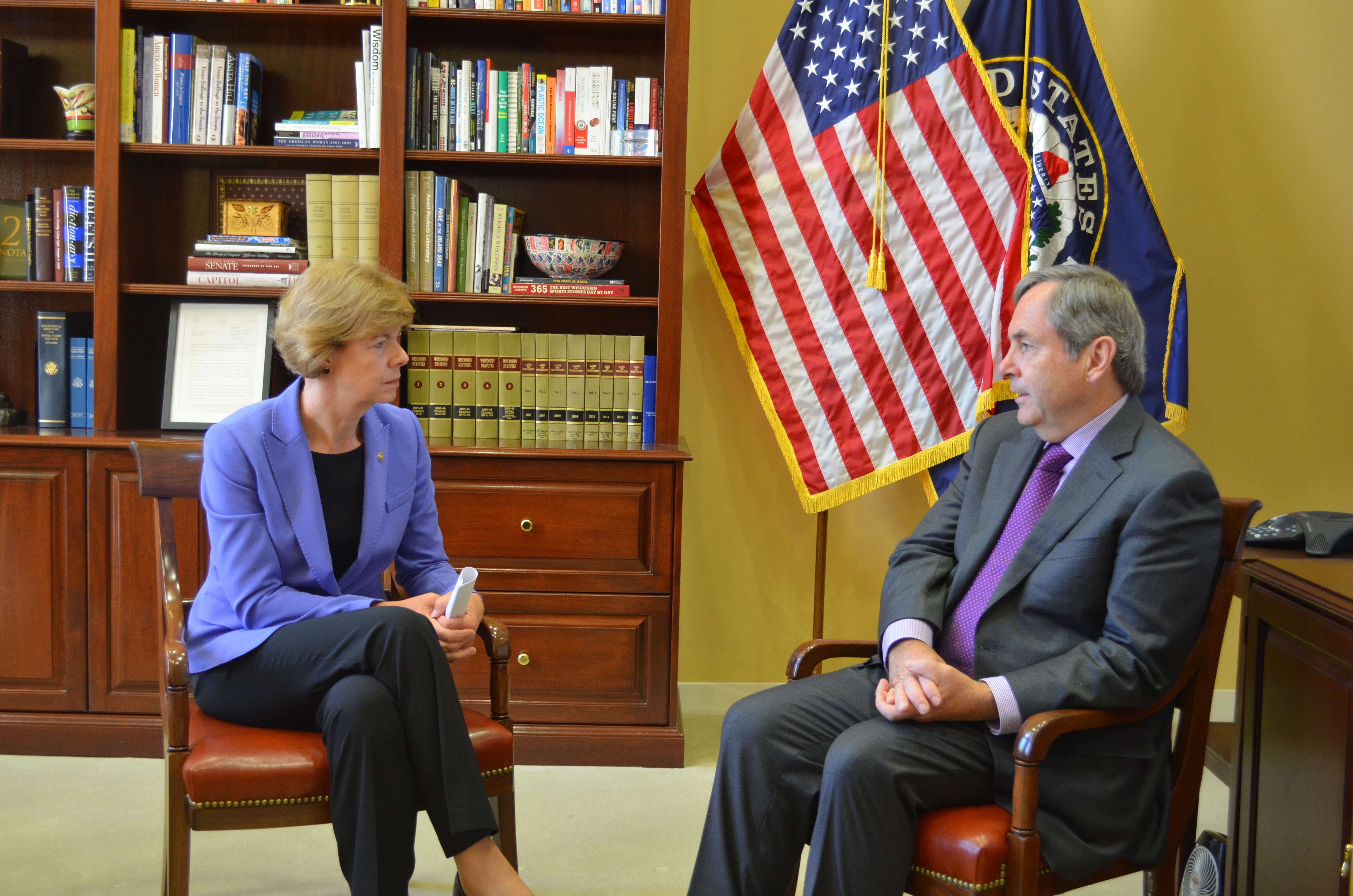 Senator Baldwin and David MacNaughton, Ambassador of Canada to the US